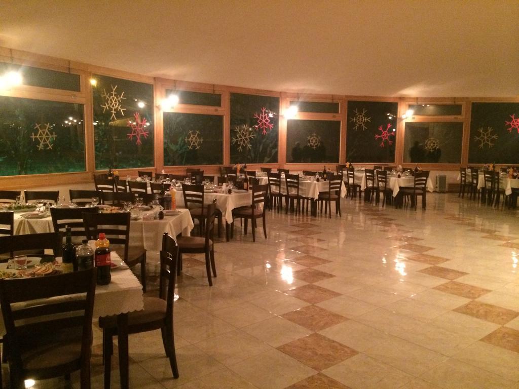 Lucytour Hotel Hermon Bagian luar foto