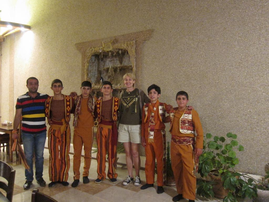 Lucytour Hotel Hermon Bagian luar foto